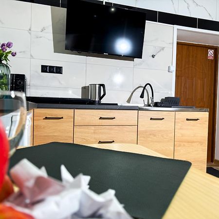 Apartament Kosciuszki 2 By Libertarent Валбжих Екстериор снимка